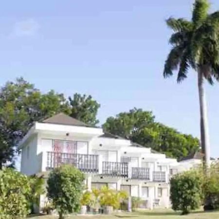 Apartamento 126 Friendship, Rockley Golf Club Bridgetown Exterior foto