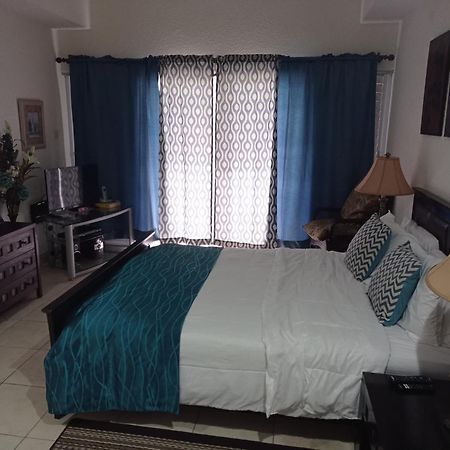 Apartamento 126 Friendship, Rockley Golf Club Bridgetown Exterior foto