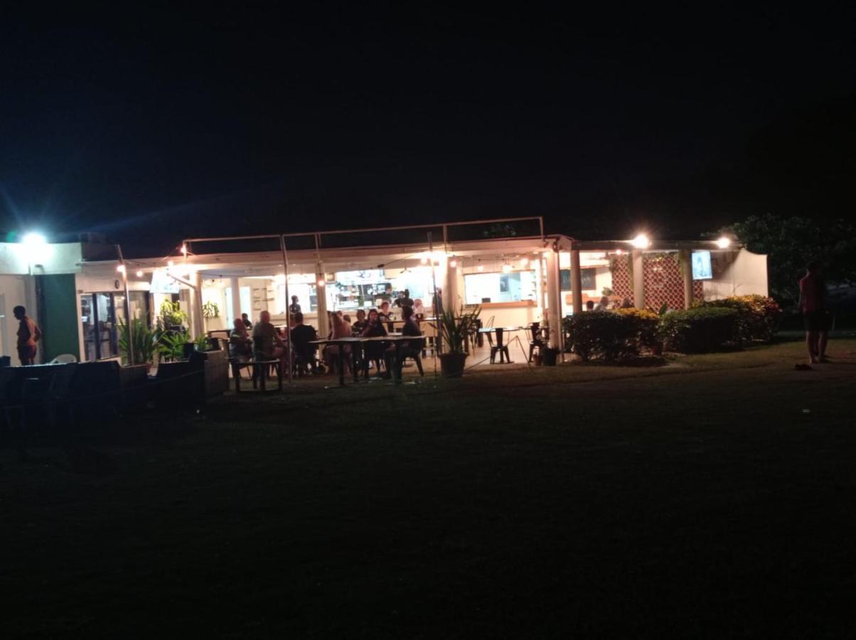 Apartamento 126 Friendship, Rockley Golf Club Bridgetown Exterior foto