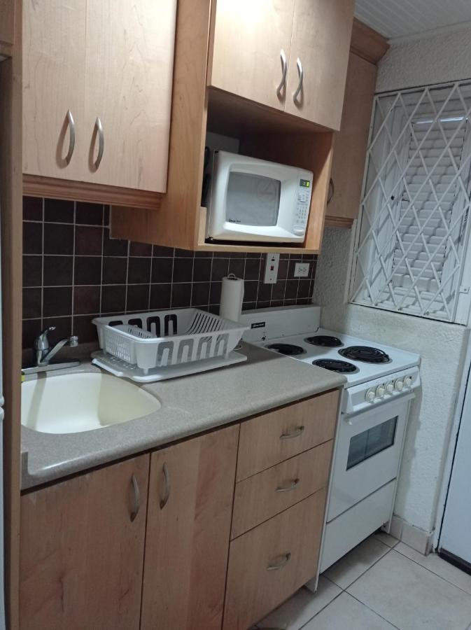 Apartamento 126 Friendship, Rockley Golf Club Bridgetown Exterior foto